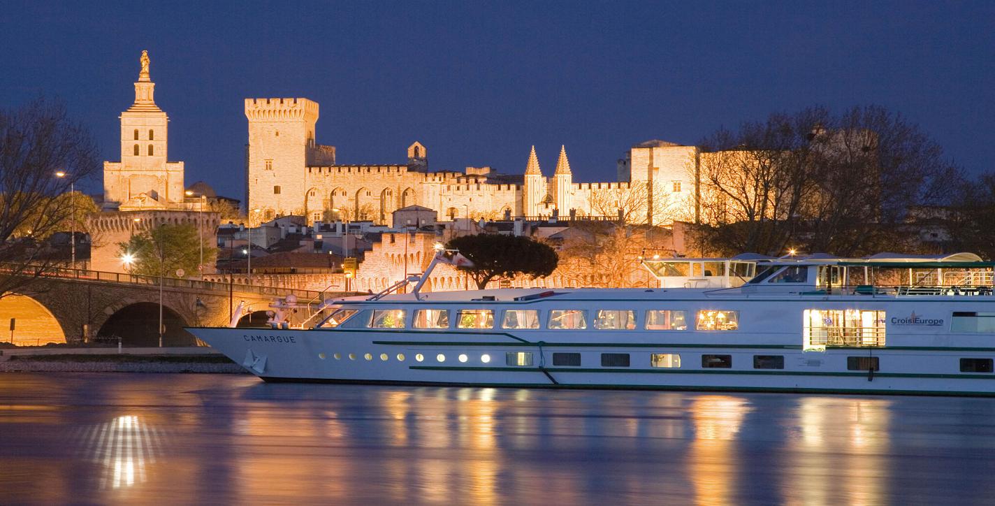 MS Camargue haciendo noche en la bella Avignon (Francia), la ciudad de los Papas... CROISIEUROPE AVIGNON CRUISES CRUCEROS AVIÑON CRUCEROS RIOS DE FRANCIA CRUCEROS FLUVIALES CROISIEUROPE
